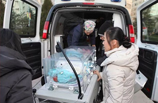 尼勒克县妇婴监护型护送