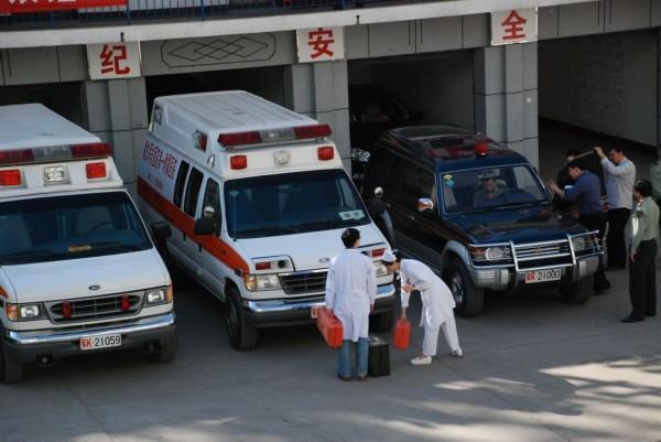 尼勒克县救护车转院