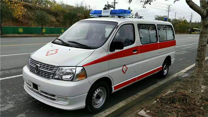尼勒克县丰田海狮救护车